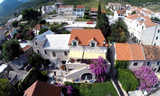 Photos for house 639836