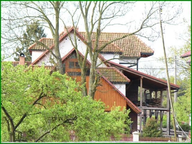 Photos for house 639920