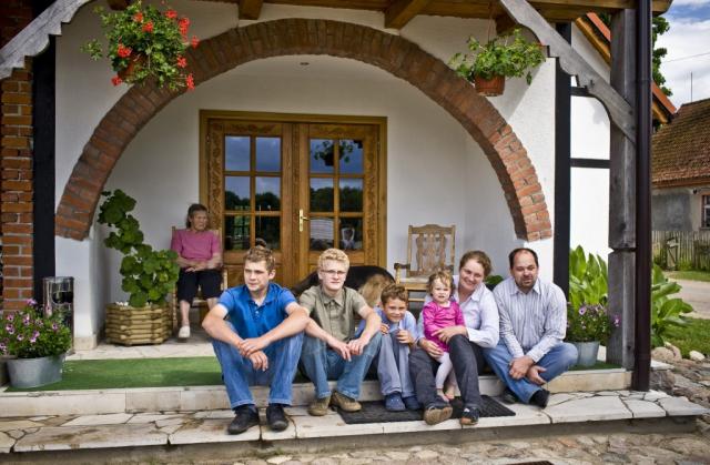 Photos for house 639920