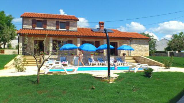 Photos for house 641010