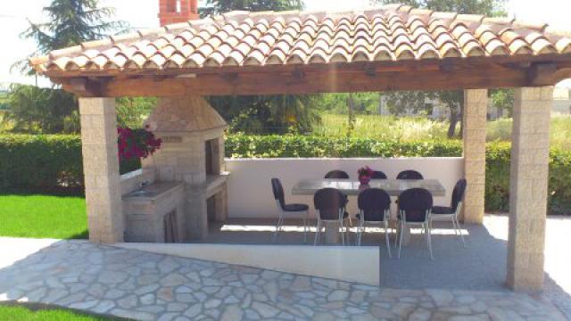 Photos for house 641010