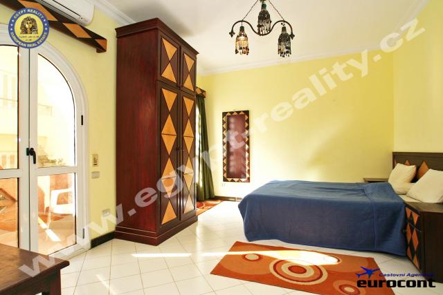 Photos for house 641135