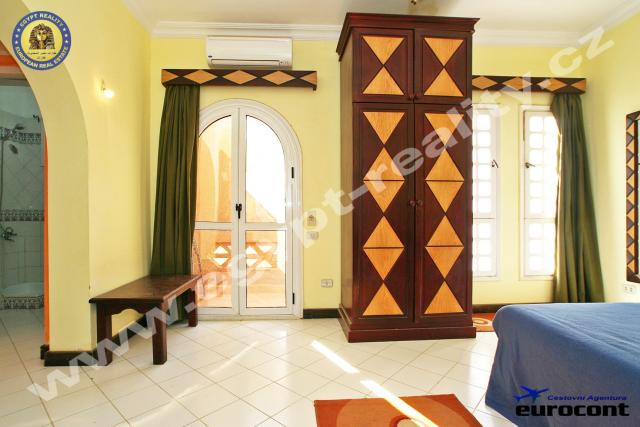 Photos for house 641135