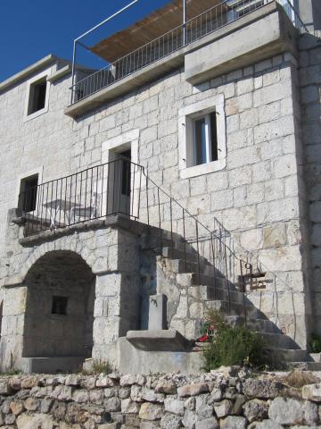 Photos for house 641230