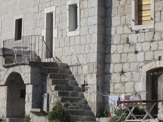 Photos for house 641230