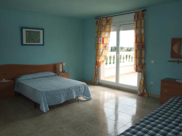 Photos for house 641340