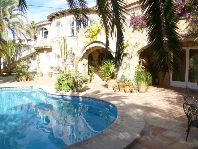 Photos for house 641356