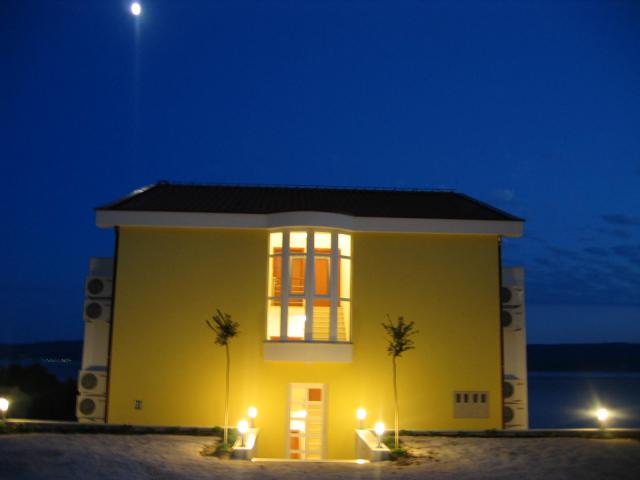 Photos for house 641394