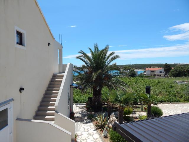 Photos for house 641398