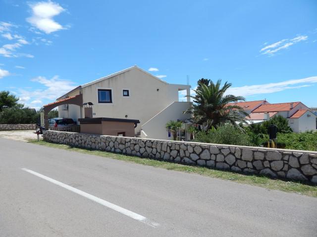 Photos for house 641398