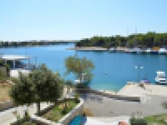 Photos for house 641410