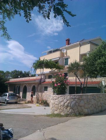 Photos for house 641410