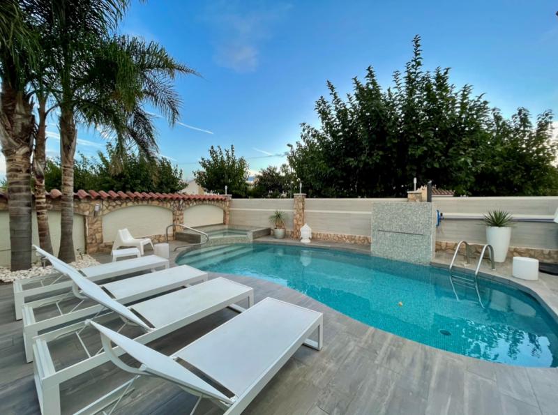 Photos for house 641417