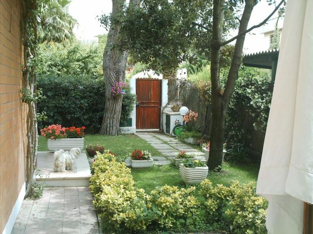 Photos for house 641453