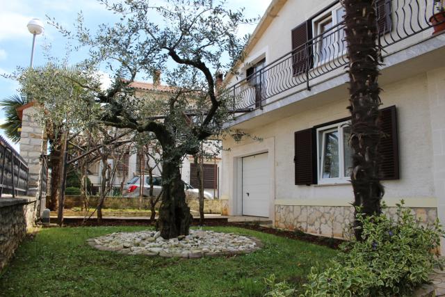 Photos for house 641459