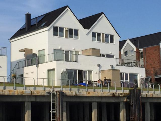 Photos for house 641476