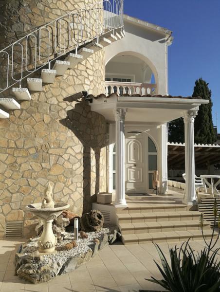 Photos for house 641522