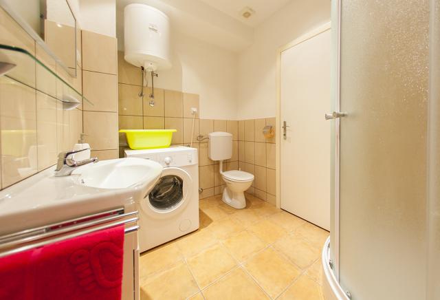 Photos for house 641573