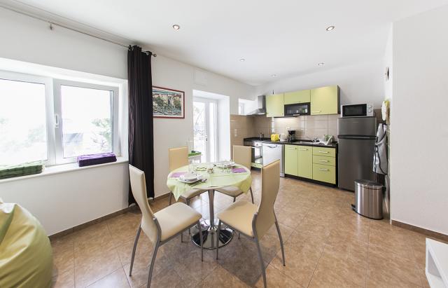 Photos for house 641578