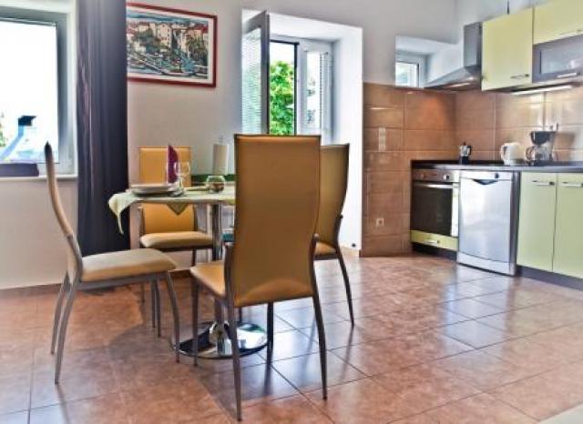 Photos for house 641578