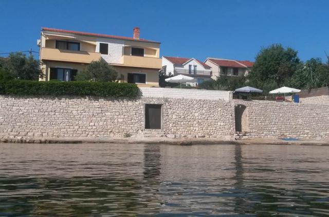 Photos for house 641639