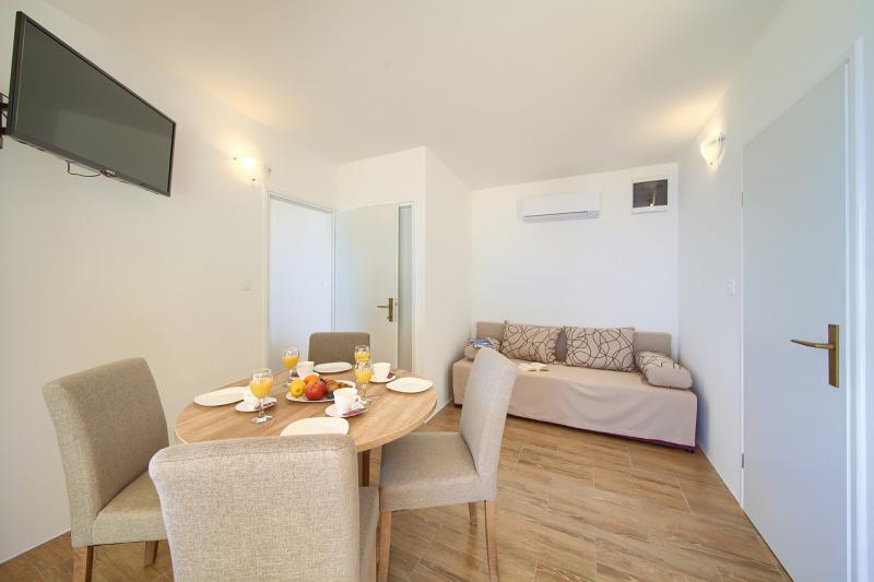 Photos for house 641686