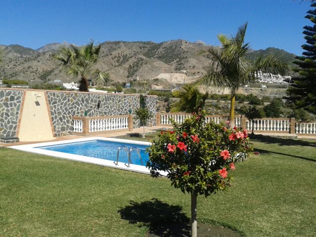 Photos for house 640169