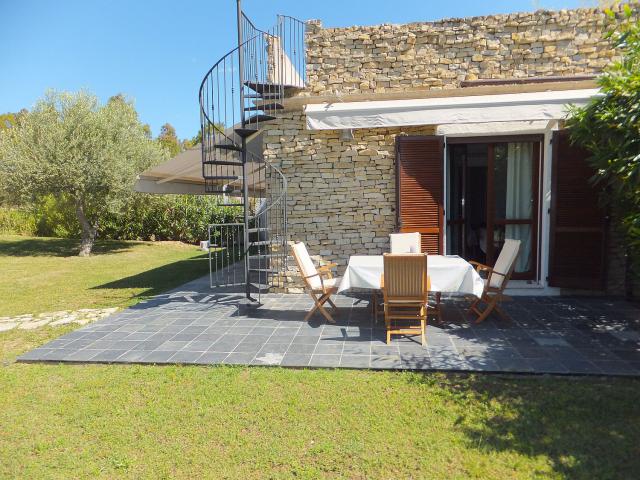 Photos for house 641735