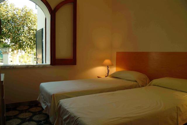 Photos for house 640180