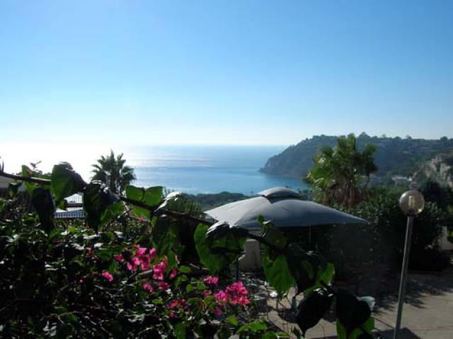 Photos for house 640180