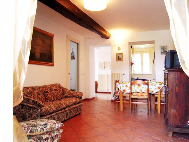 Photos for house 640181