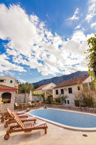 Photos for house 641890