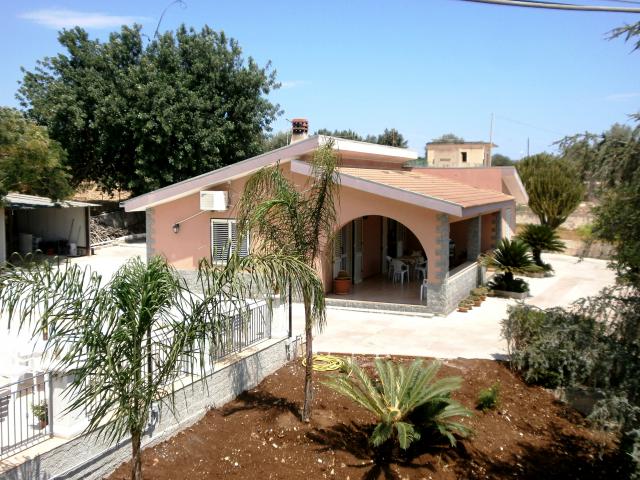 Photos for house 642015