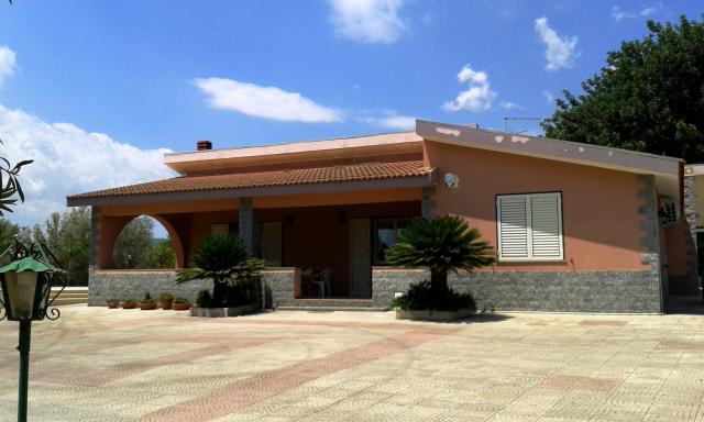 Photos for house 642015