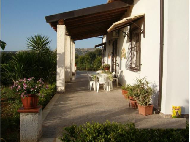 Photos for house 642016