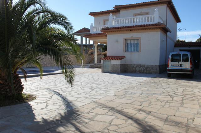 Photos for house 642032