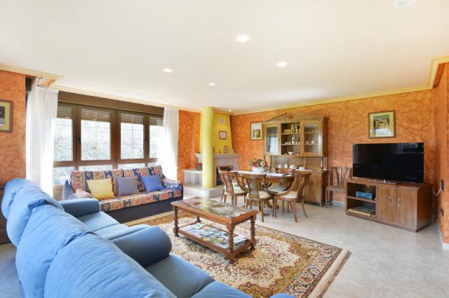 Photos for house 642035