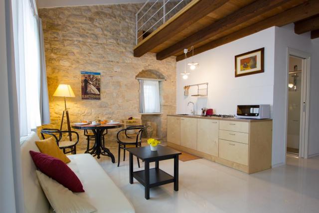 Photos for house 642042