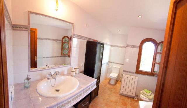 Photos for house 642089