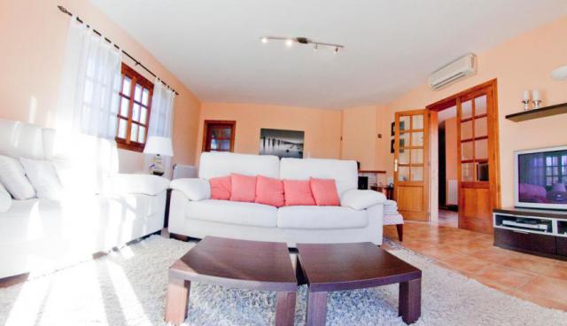 Photos for house 642089