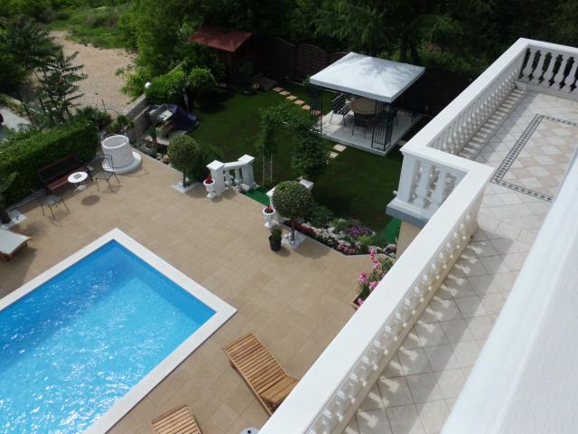 Photos for house 642152