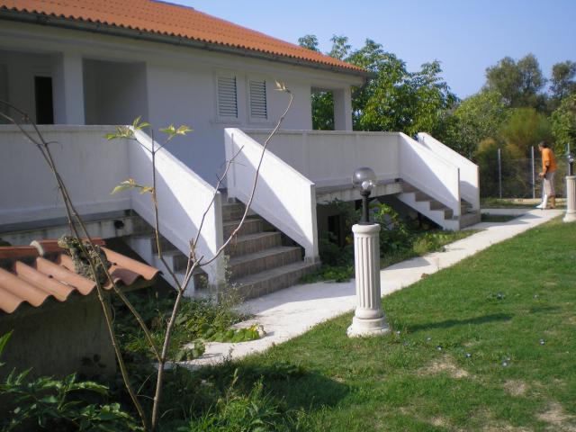 Photos for house 642178