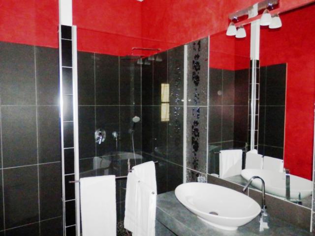 Photos for house 642180