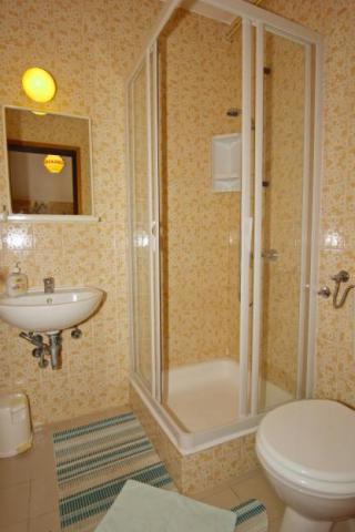 Photos for house 642182