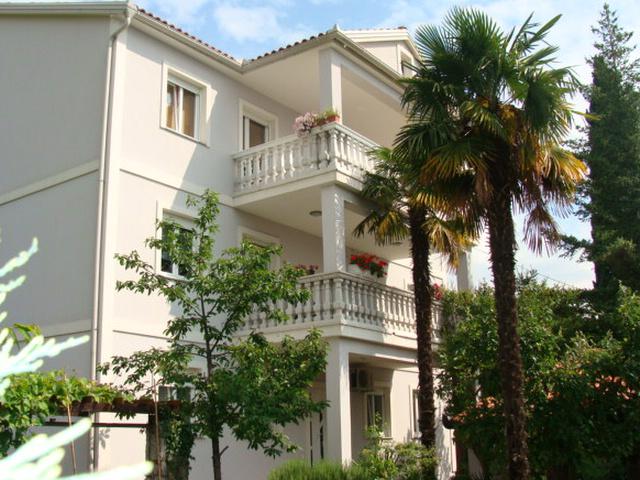 Photos for house 642197