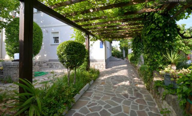 Photos for house 642197