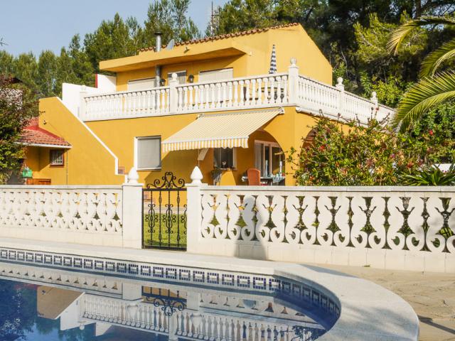 Photos for house 642220