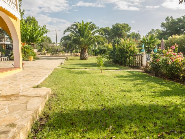 Photos for house 642220