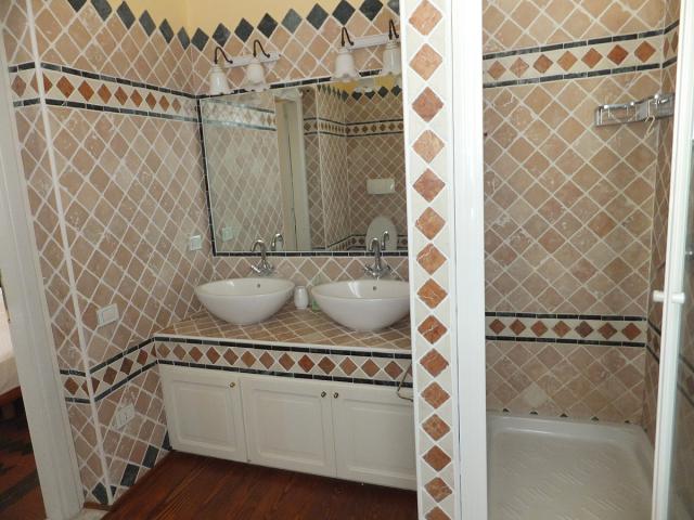 Photos for house 642345