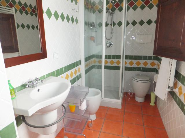 Photos for house 642345